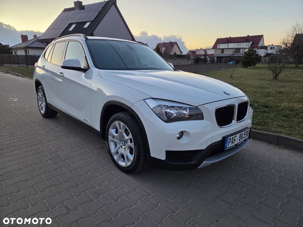 BMW X1 xDrive18d xLine - 33