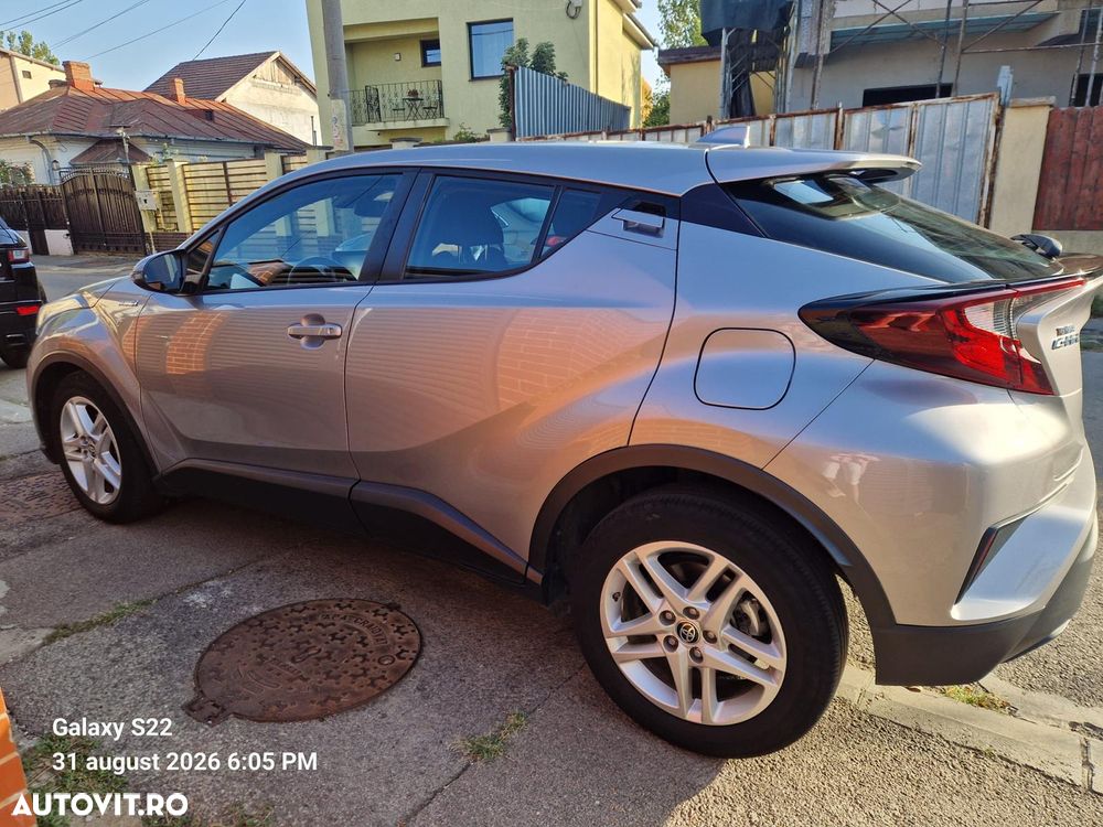 Toyota C-HR - 11