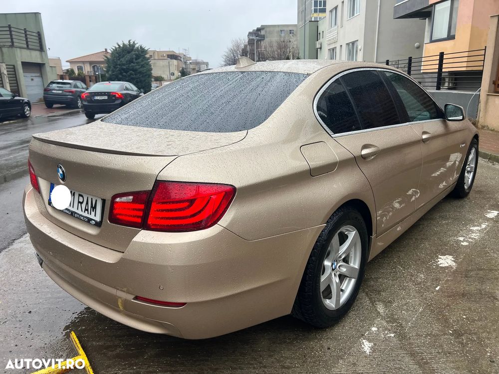 BMW Seria 5 525d Luxury Line - 14