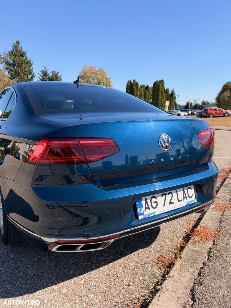 Volkswagen Passat - 10