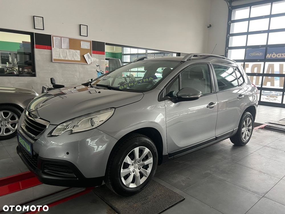 Peugeot 2008 PureTech 82 Allure - 4