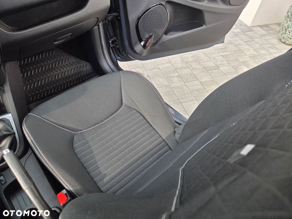 Renault Clio 1.2 16V 75 LIMITED - 20