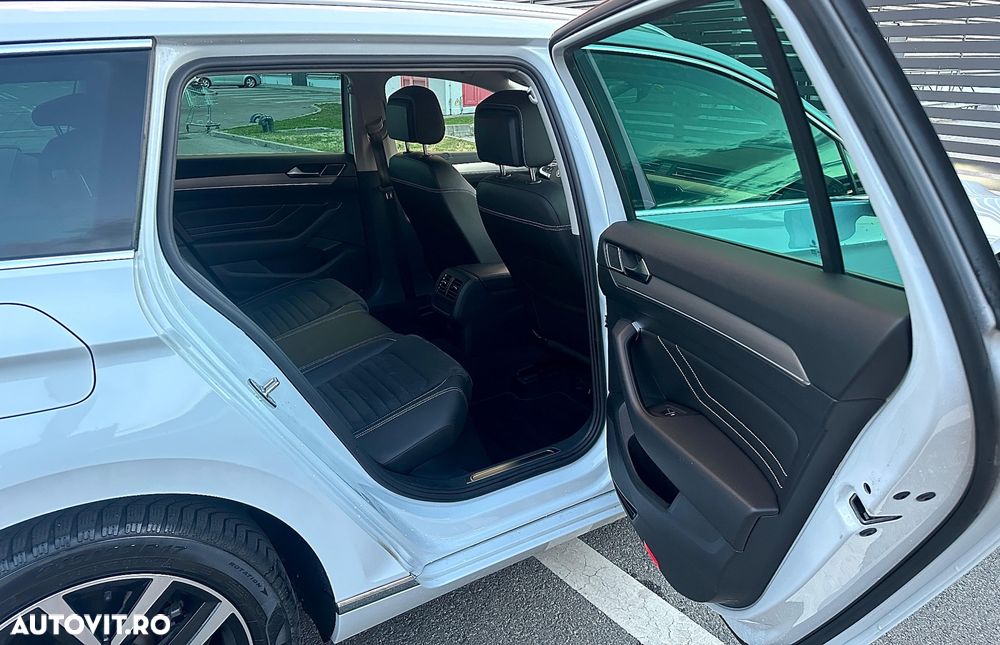Volkswagen Passat 2.0 TDI DSG Highline - 26