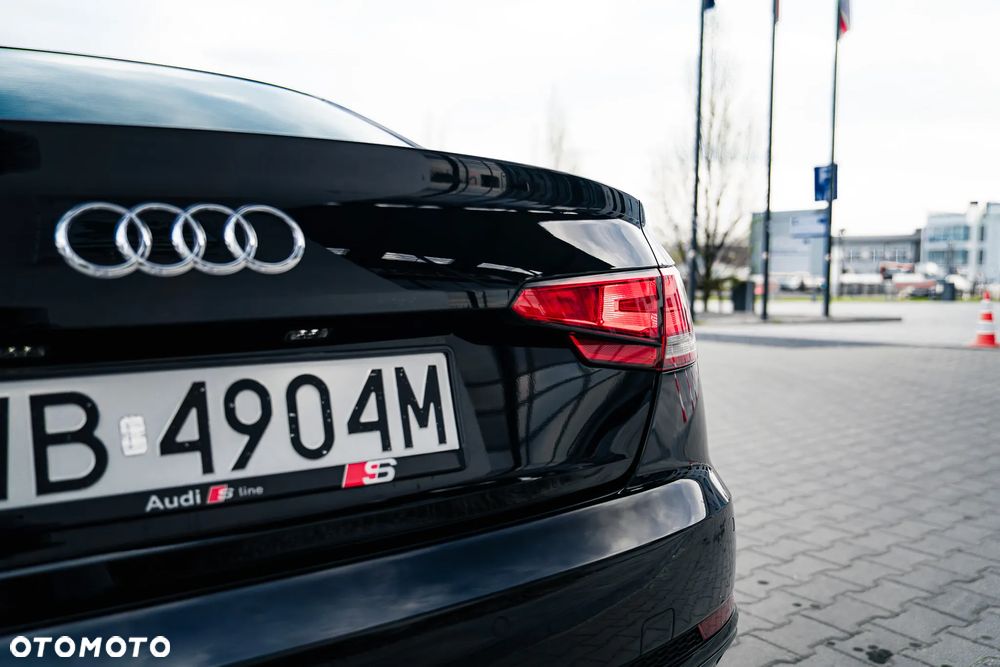 Audi A4 Limousine - 27