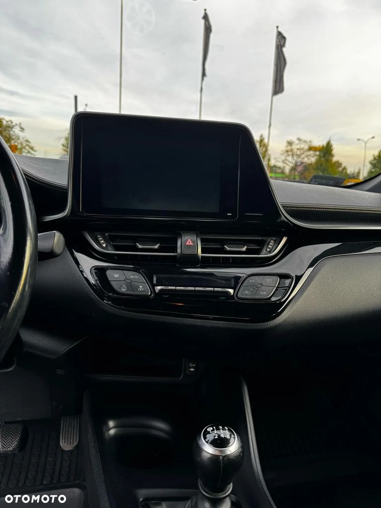 Toyota C-HR 1.2 T Active - 12