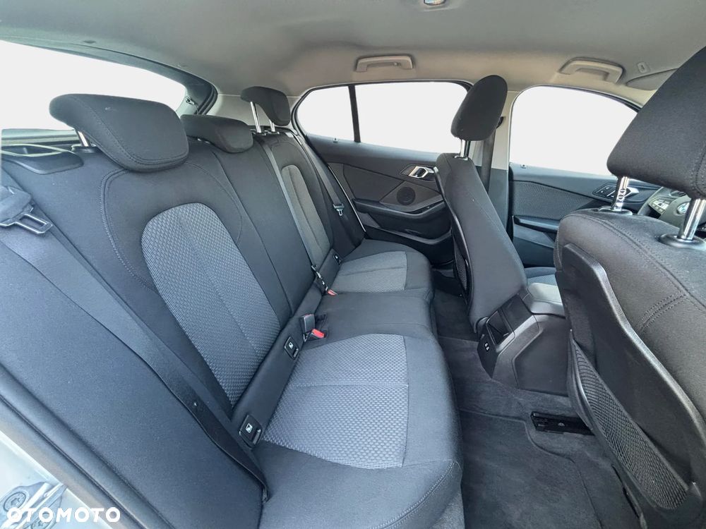 BMW Seria 1 118i Advantage - 30
