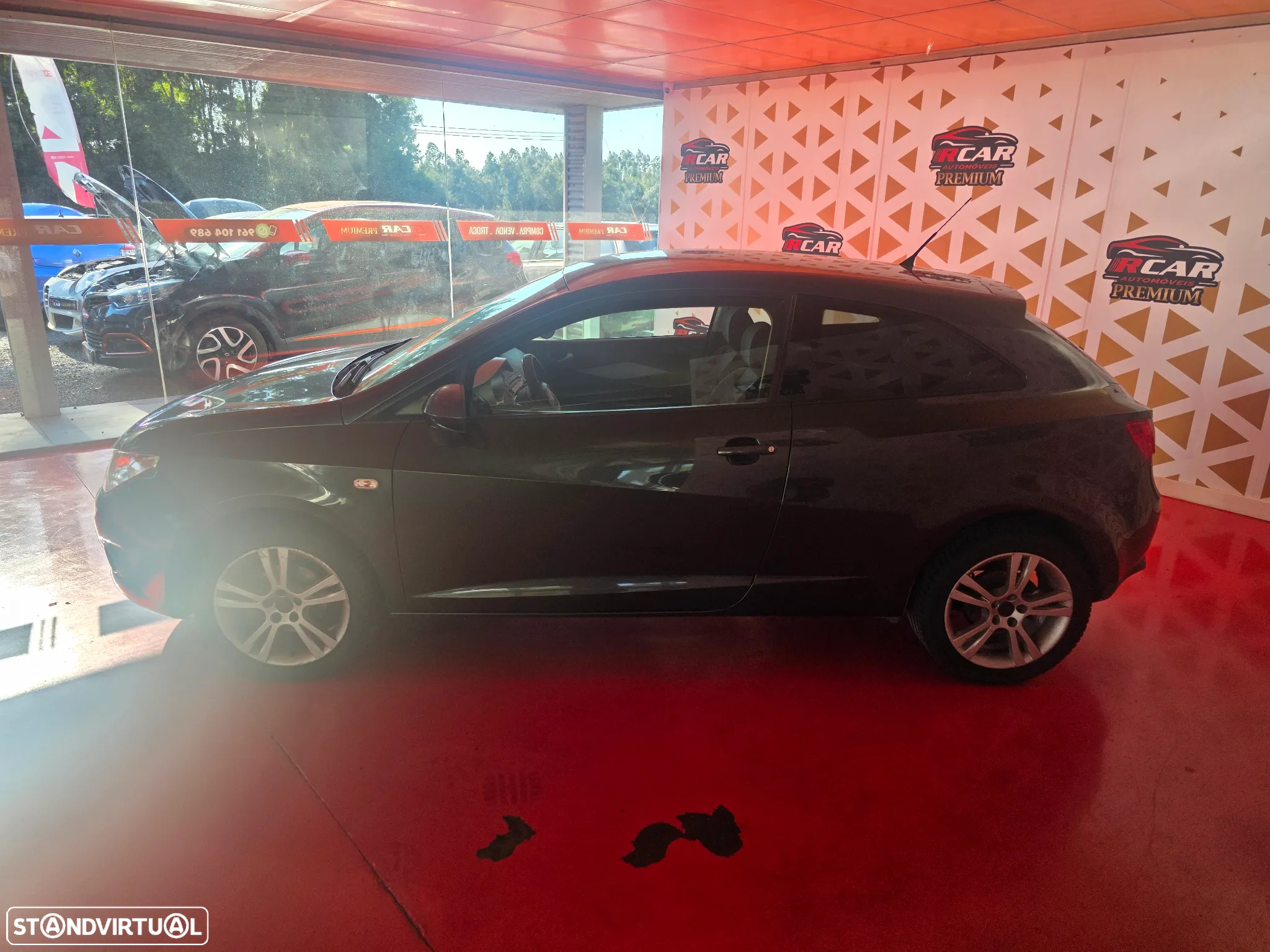 SEAT Ibiza SC 1.6 TDi Sport DPF - 4