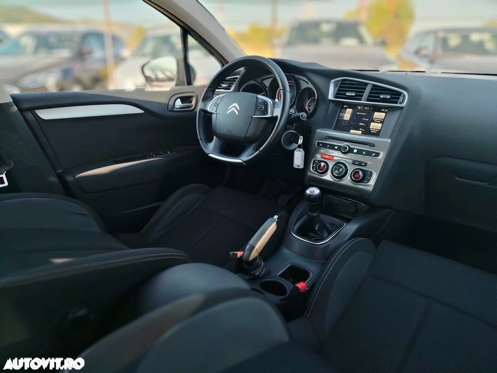 Citroën C4 PureTech 110 Selection - 6