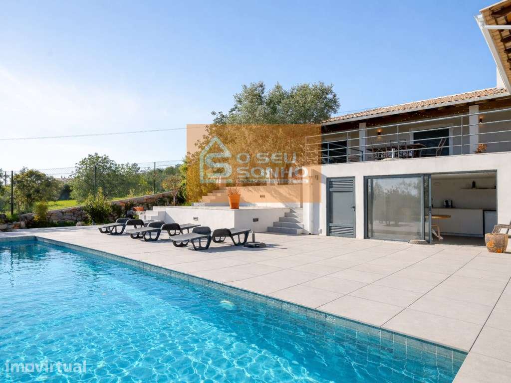 Moradia T3 + 1 com Piscina - Grande imagem: 2/57