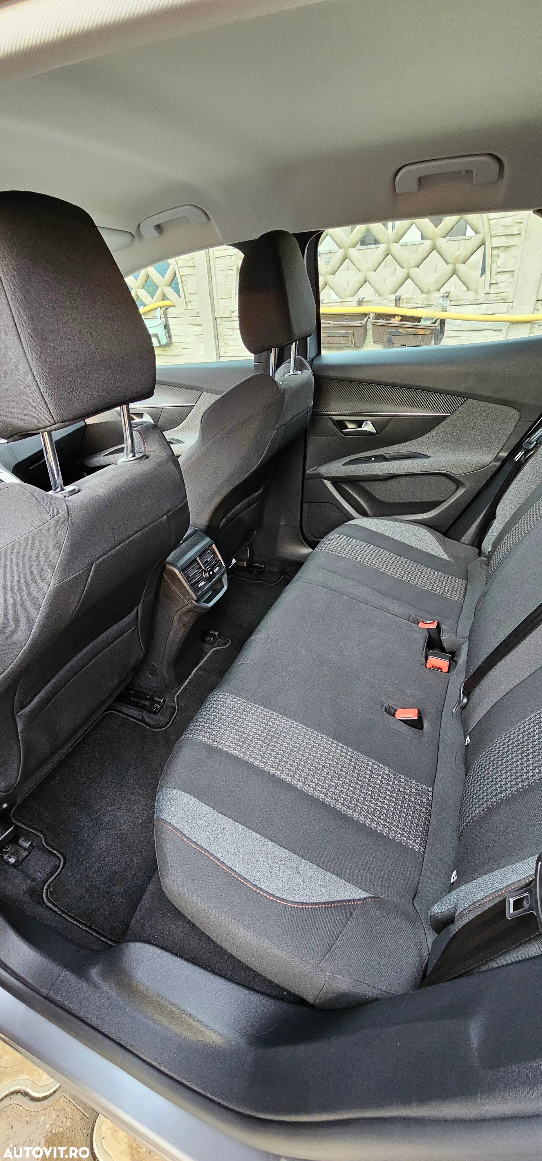 Peugeot 3008 1.2 PureTech 130 EAT8 Active Pack - 18