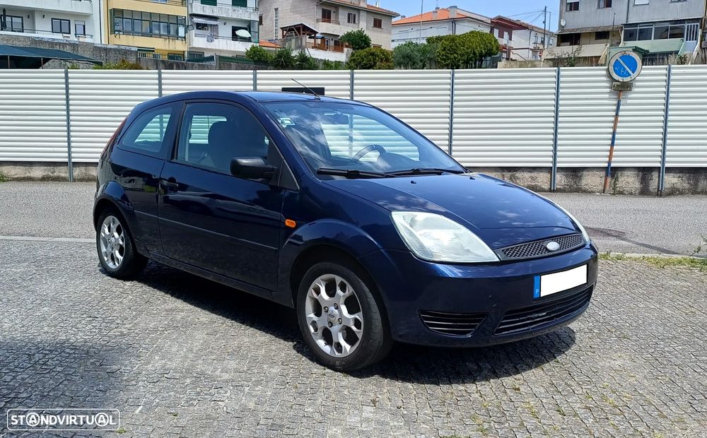 Ford FIESTA 1.4 TDCI VAN - 80 CV - POSSIBILIDADE DE CRÉDITO - 3