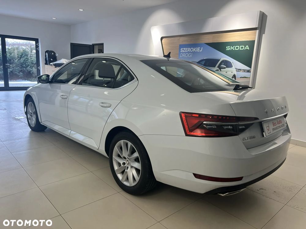 Skoda Superb 2.0 TSI 4x4 Ambition DSG - 6