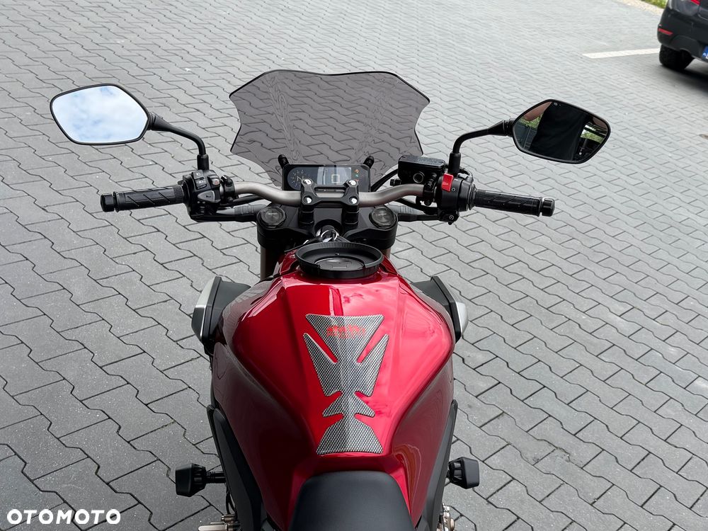 Honda CB - 24