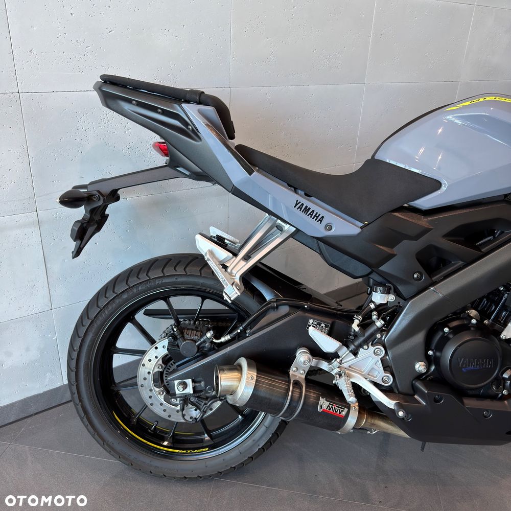 Yamaha MT - 6