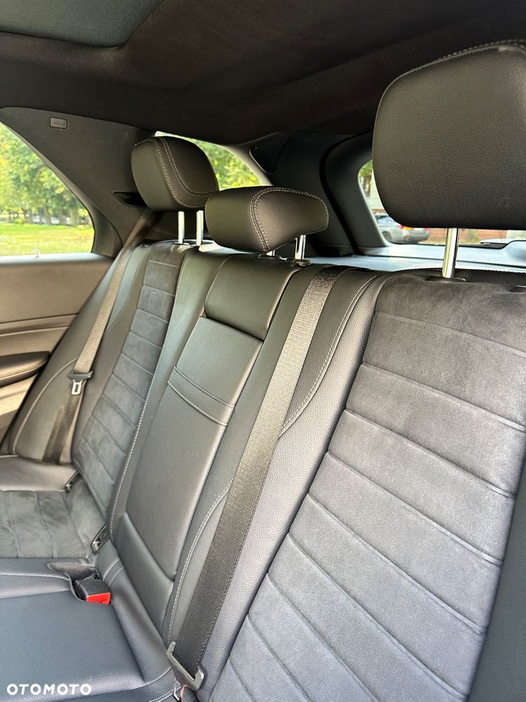 Mercedes-Benz GLE - 12