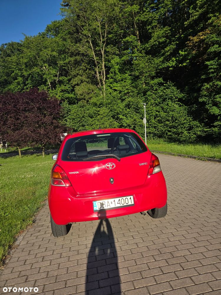 Toyota Yaris 1.0 Luna - 5