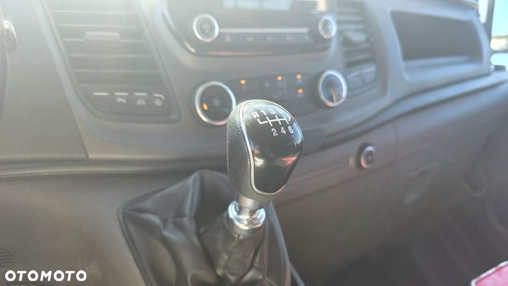 Ford Transit Custom - 16