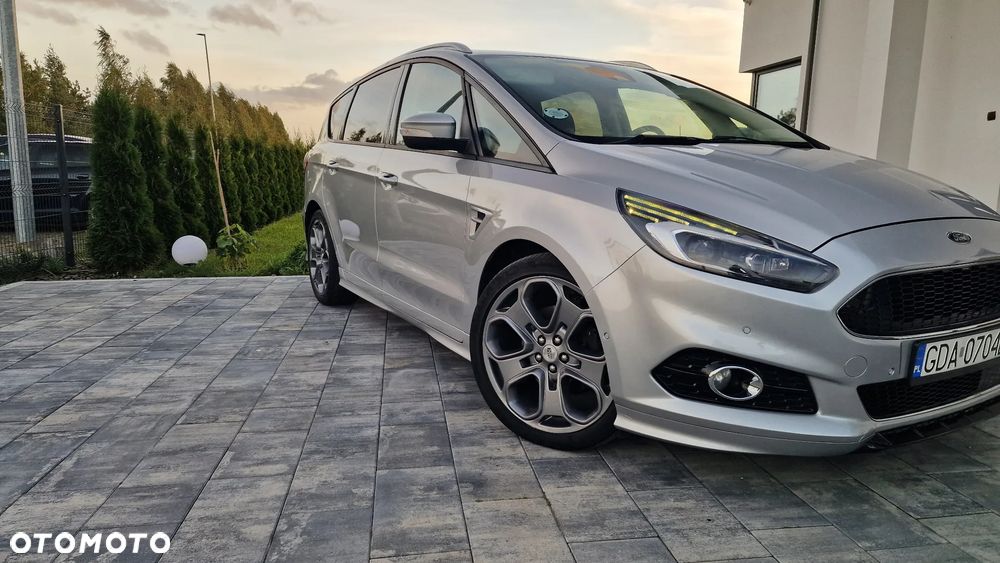 Ford S-Max 2.0 TDCi ST-Line PowerShift - 6
