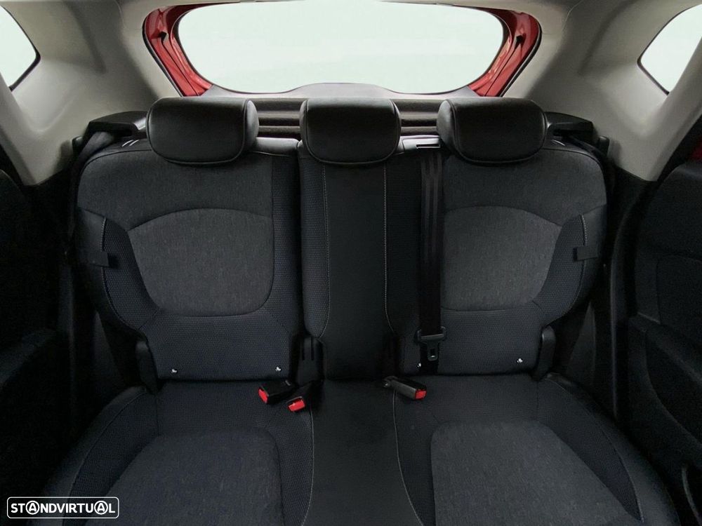 Renault Captur 1.2 TCe Exclusive EDC - 23