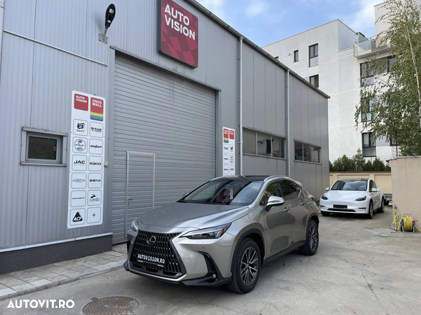 Lexus Seria NX