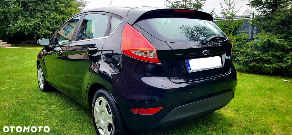 Ford Fiesta 1.25 Titanium EU5 - 9