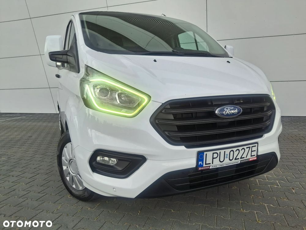 Ford TRANSIT CUSTOM - 10