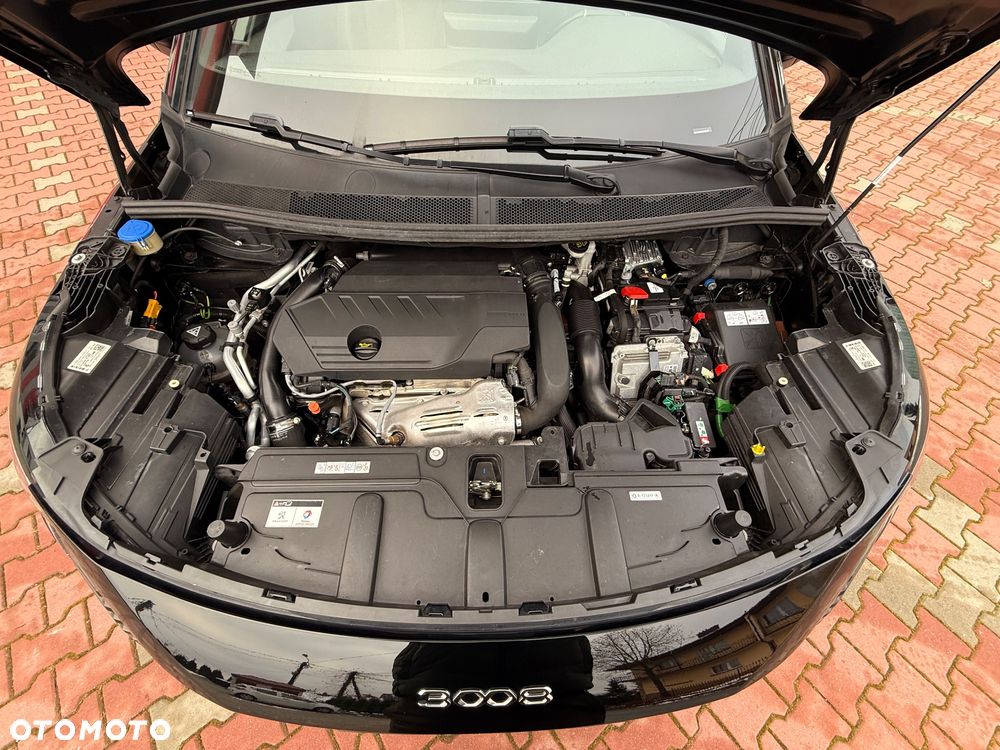 Peugeot 3008 1.6 PureTech HYbrid GT S&S EAT8 - 36