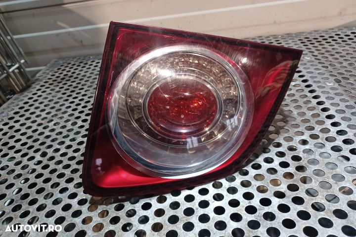 Lampa / Tripla stop stanga pe hayon 5M0945093H Volkswagen VW Golf 5 [ - 1