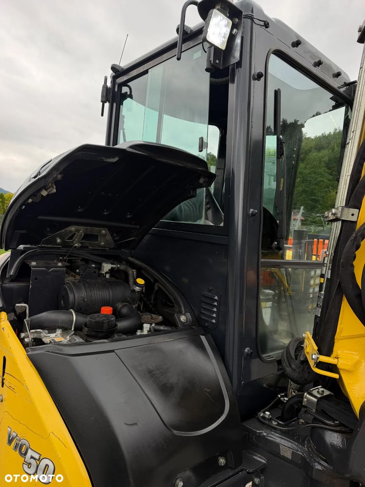 Yanmar VIO50-6A Koparka Gąsienicowa 5 ton jak Nowa z Salonu 2018 rok. 1900 mtg. Szybko-złącze. Łyżka uchylna Hydraulicznie. 3 łyżki Oryginalne skandynawskiego typu. Yanmar silnik 4 cylindry! Maszyna z Norwegii. DEKRA 2026rok AKTUALNA! Dokumentacja! Pompa ON. ani deka luzów i wycieków! OKAZJA Linia Hydr. Plus. Długie ramię PLUS. Oświetlenie LED. Gąski bardzo ładne. Wielka Okazja! Pełne sterowanie z dżojstików!! - 23