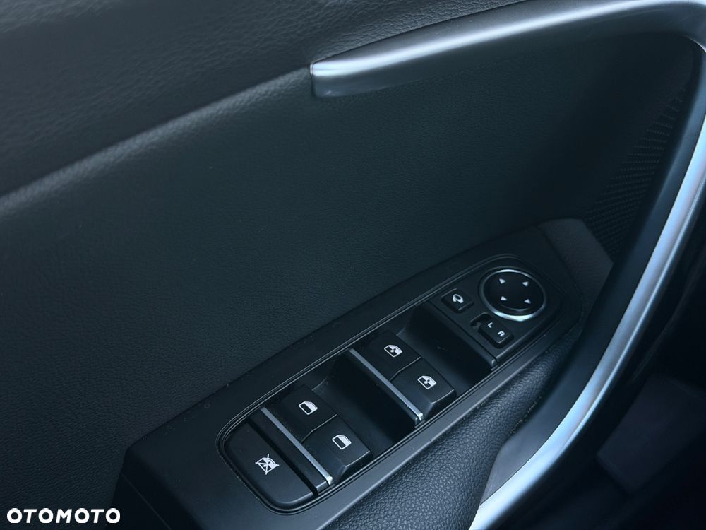 Kia Ceed 1.5 T-GDI L Business Line Plus DCT - 24