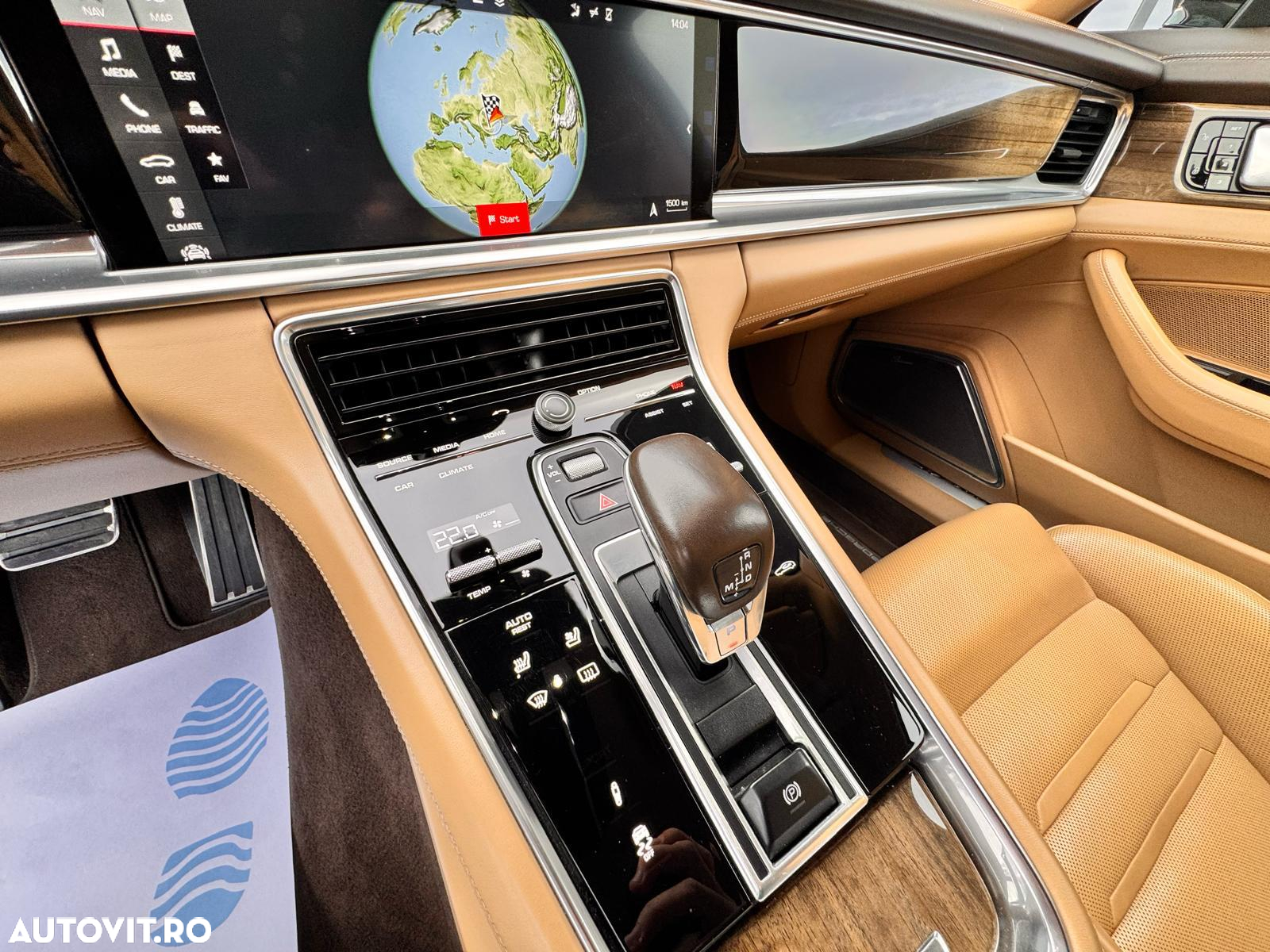 Porsche Panamera 4S - 9