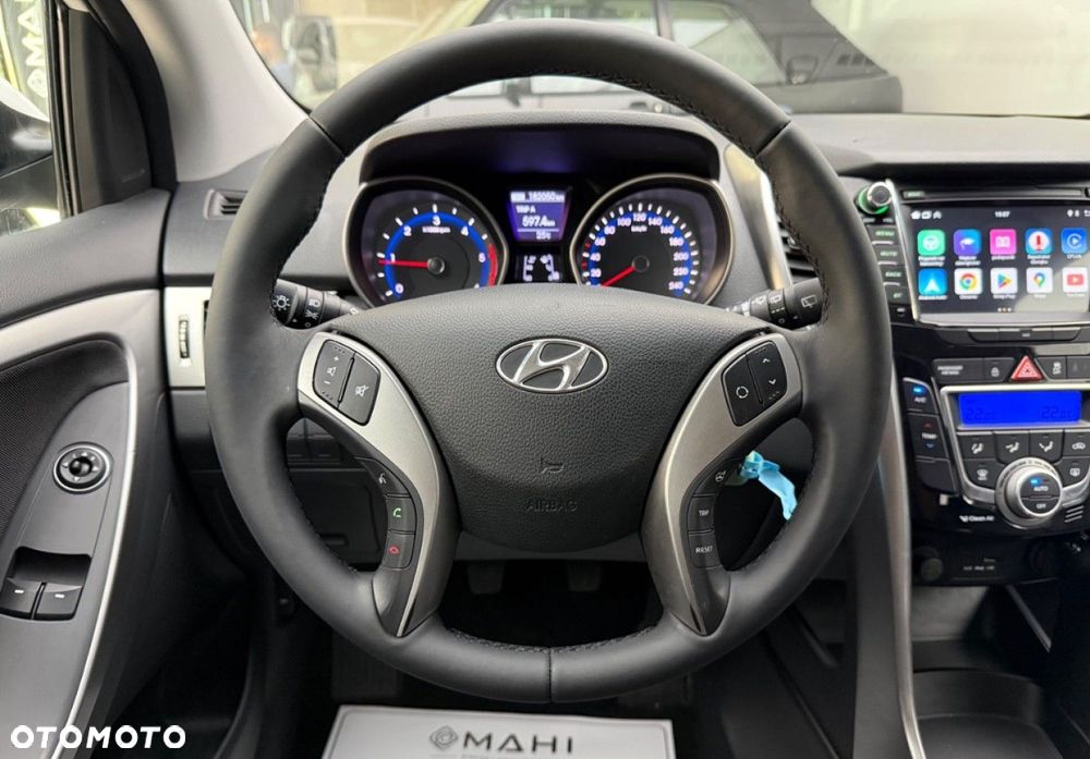 Hyundai i30 - 22