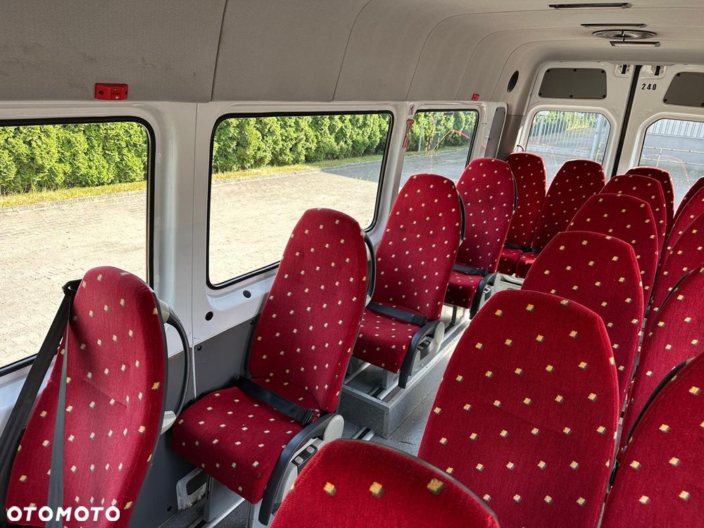 Mercedes-Benz Sprinter - 19
