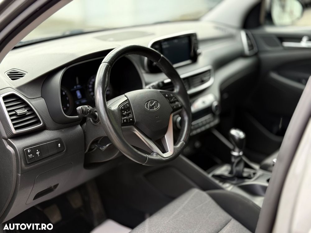 Hyundai Tucson 1.6 GDI 2WD 6MT Style - 10