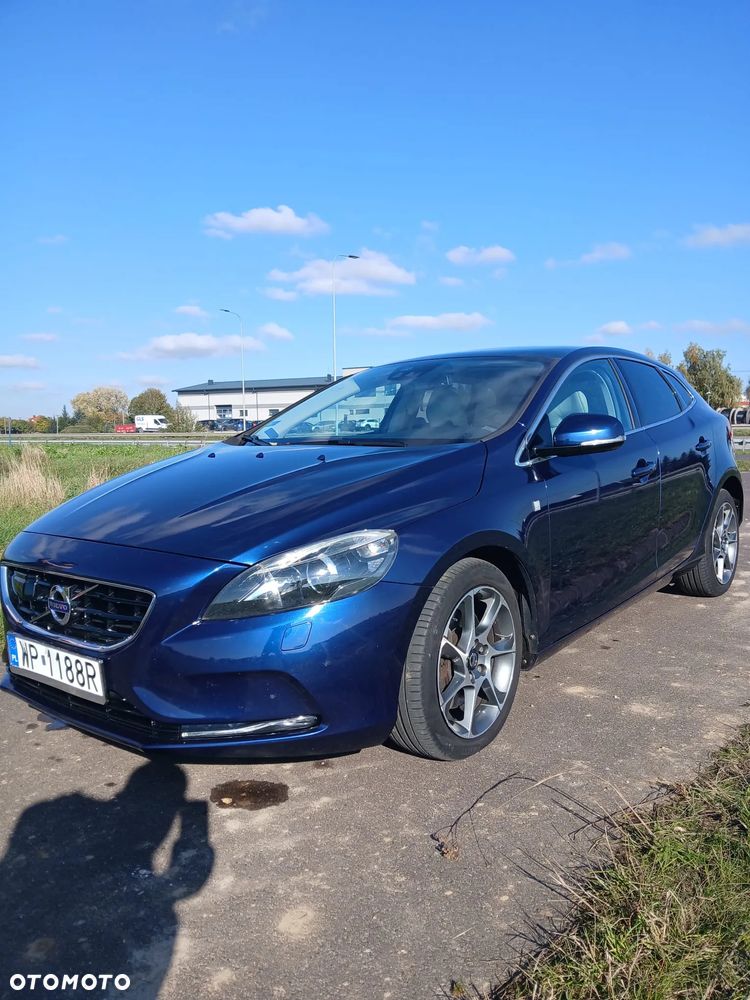 Volvo V40 T5 Drive-E Ocean Race - 3