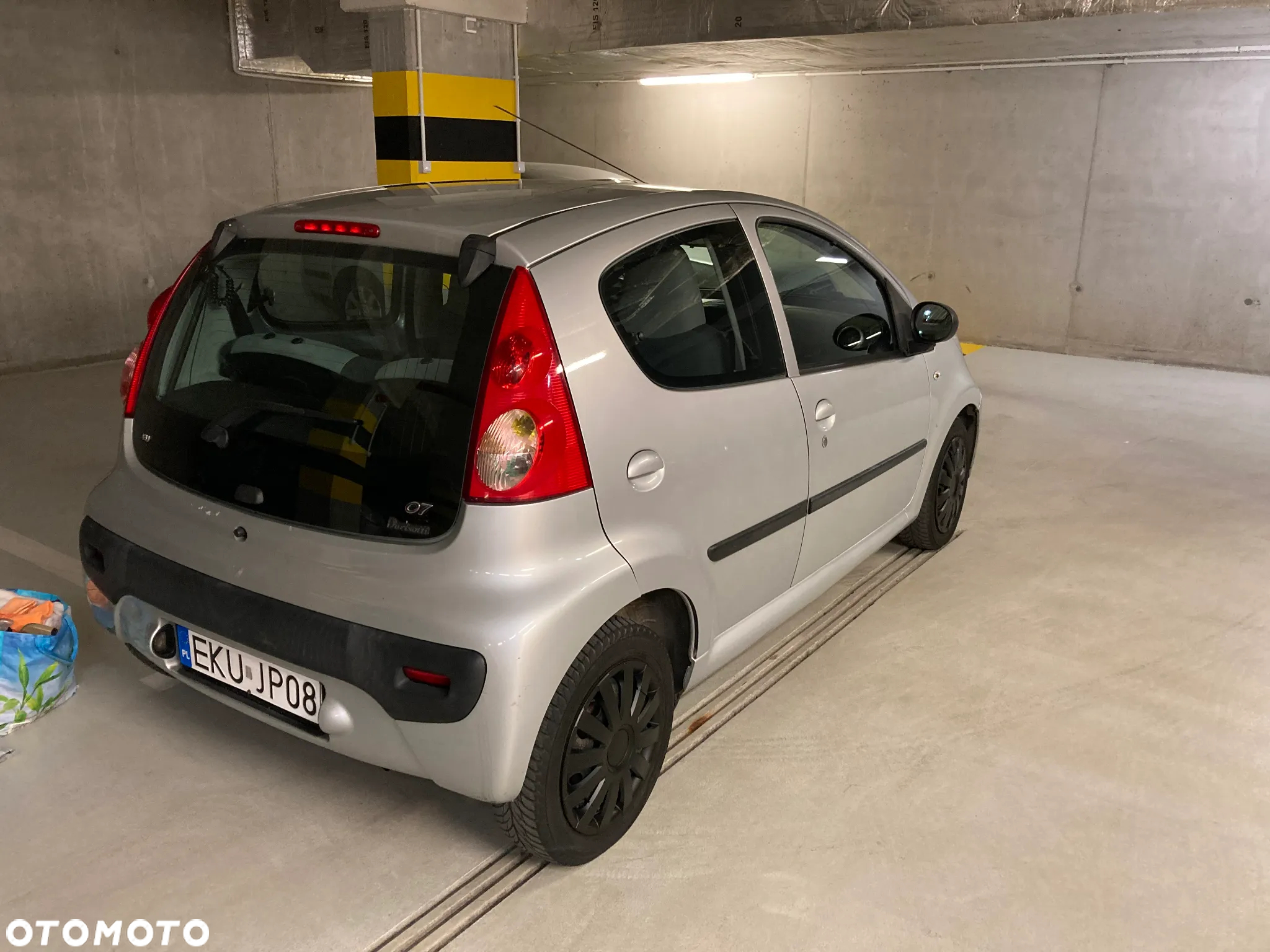 Peugeot 107 1.4 HDI Trendy - 8