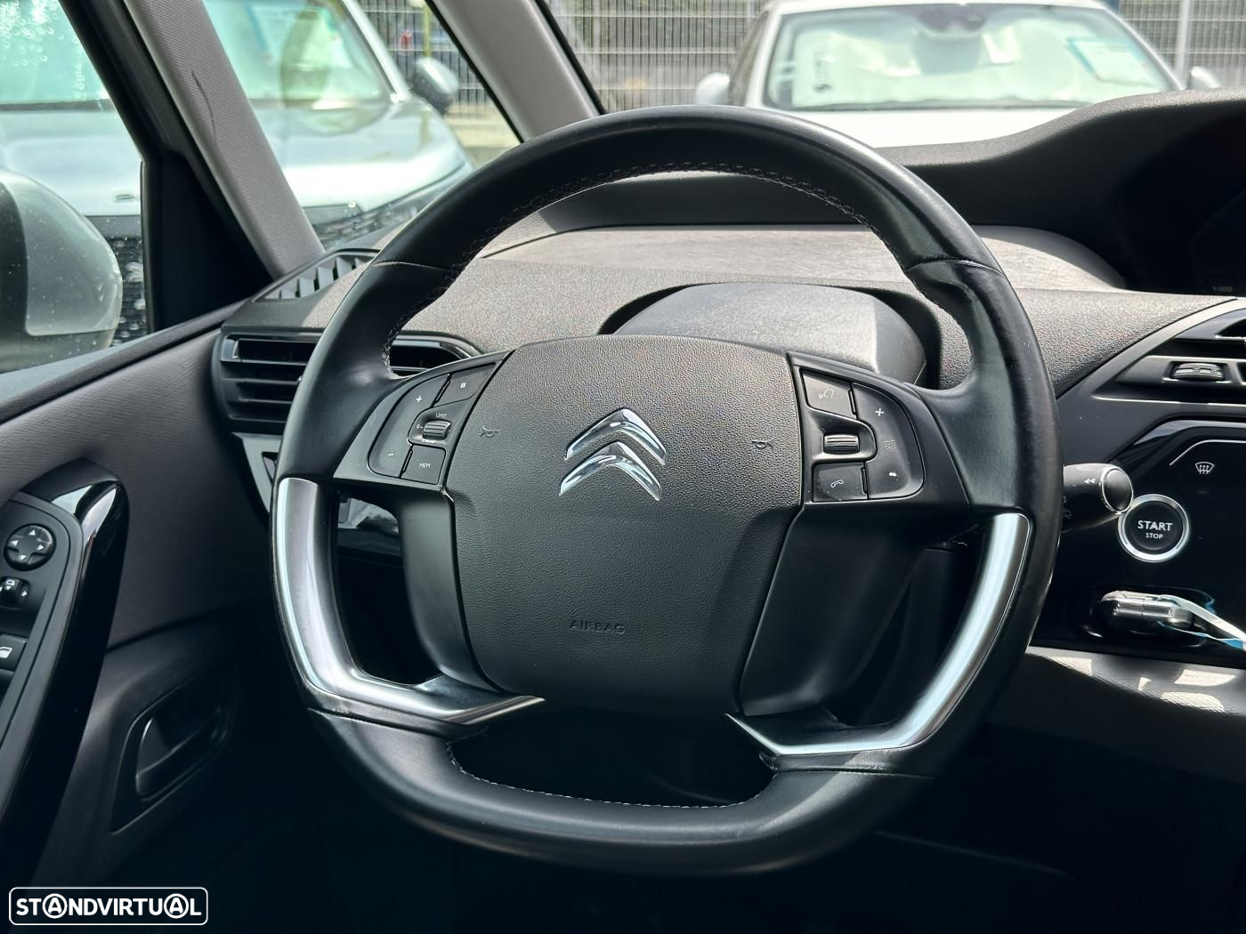 Citroën C4 Grand Picasso e-HDi 115 Exclusive - 33