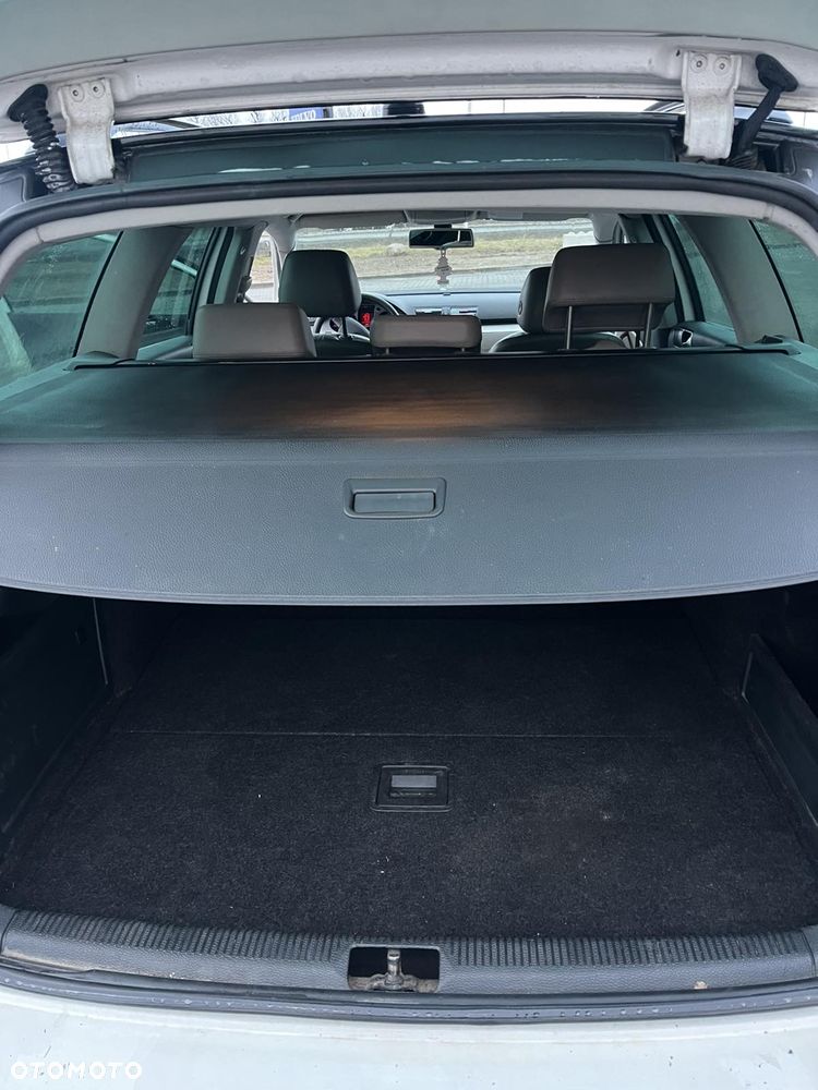 Volkswagen Passat 2.0 TDI DPF Highline - 10