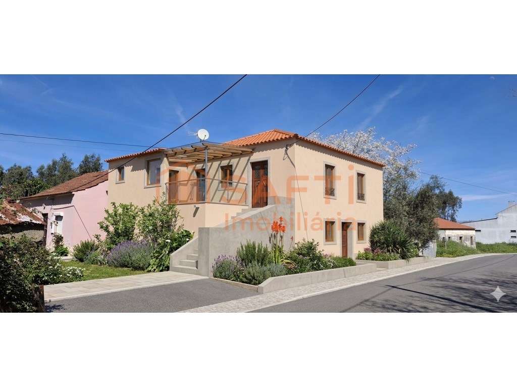 Casa para Recuperar em aldeia tranquila - Grande imagem: 3/21