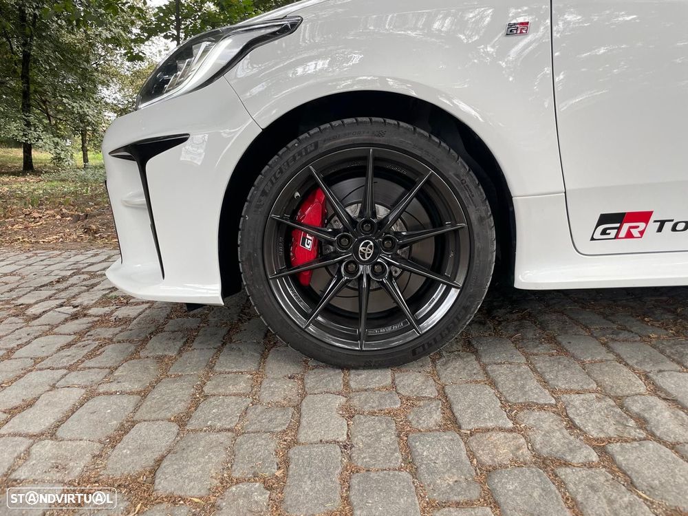 Toyota GR Yaris c/ High-Performance-Pack - 9
