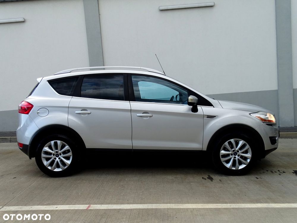 Ford Kuga 2.5 4x4 Trend - 4