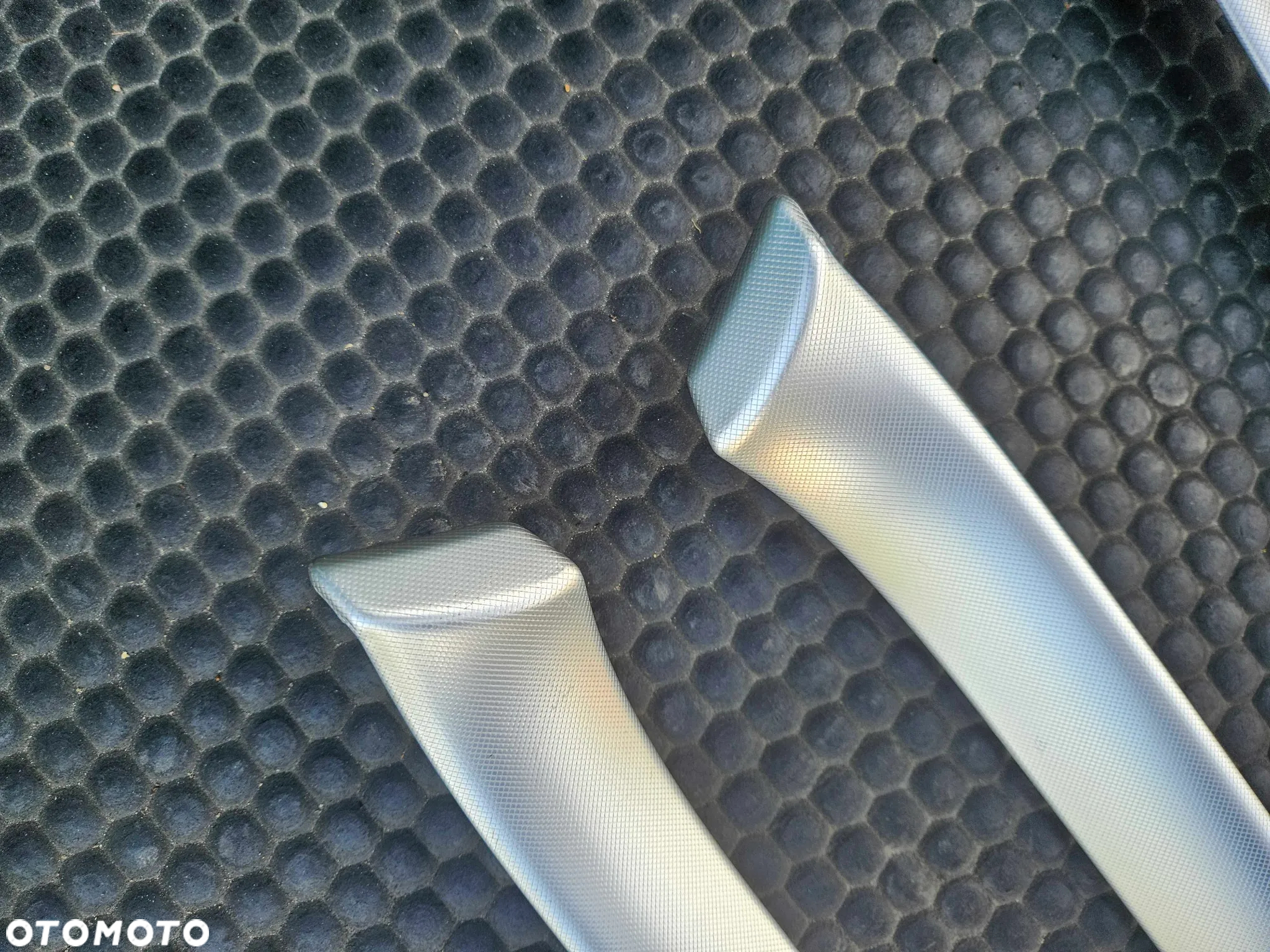 Listwy Ozdobne Dekor Listwa Drzwi Srebrne Rybia Luska Carbon Audi A4 B6 B7 - 9