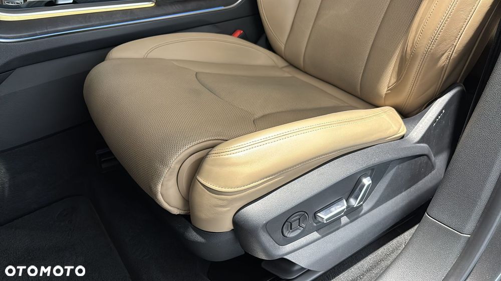 Audi Q8 45 TDI mHEV Quattro Tiptronic - 13