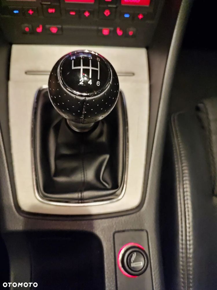 Audi A4 Avant 2.0 TDI DPF - 17