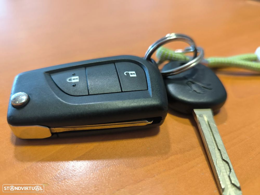 Peugeot 108 1.0 VTi Allure - 31