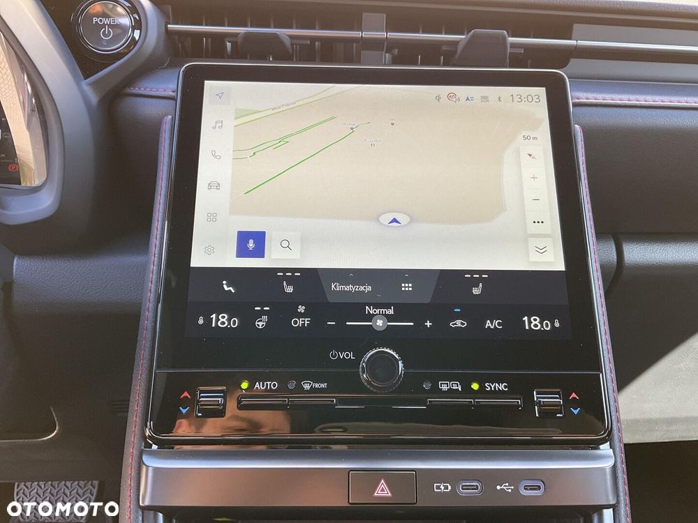 Lexus LBX 1.5 Hybrid Emotion - 24