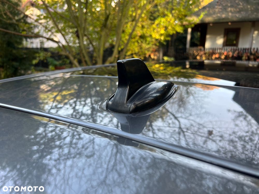 Land Rover Discovery Sport D180 SE - 26