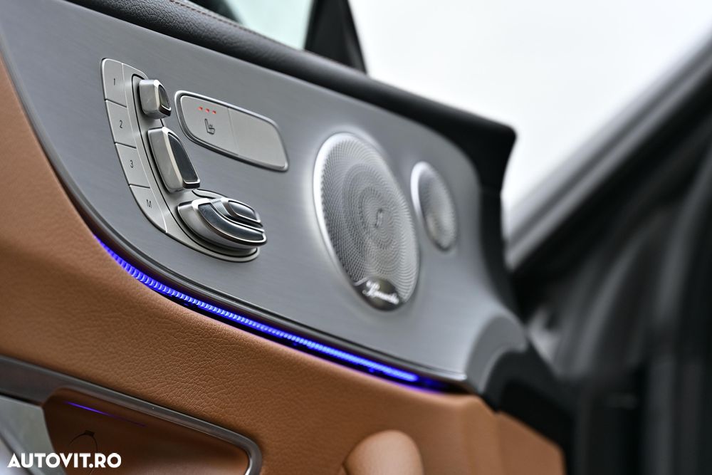 Mercedes-Benz E 220 d 4Matic 9G-TRONIC AMG Line - 37
