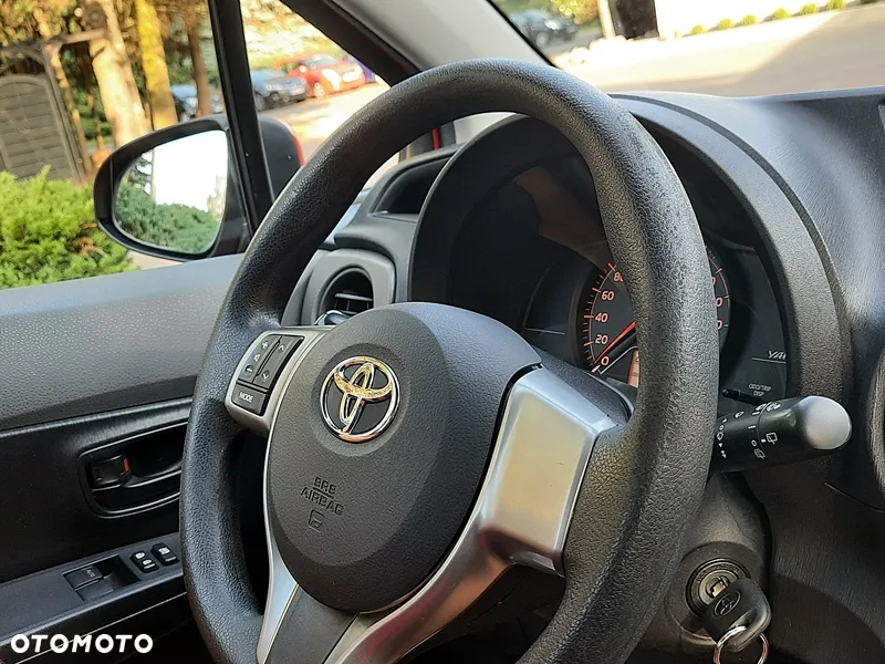 Toyota Yaris 1.0 Life - 14