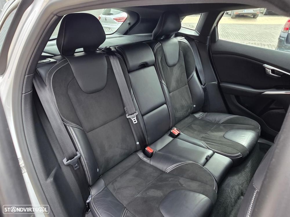 Volvo V40 1.5 T3 Sport Edition R Geartronic - 27